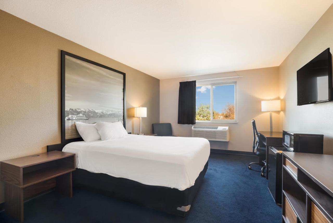 Americas Best Value Inn Sparks Eksteriør billede
