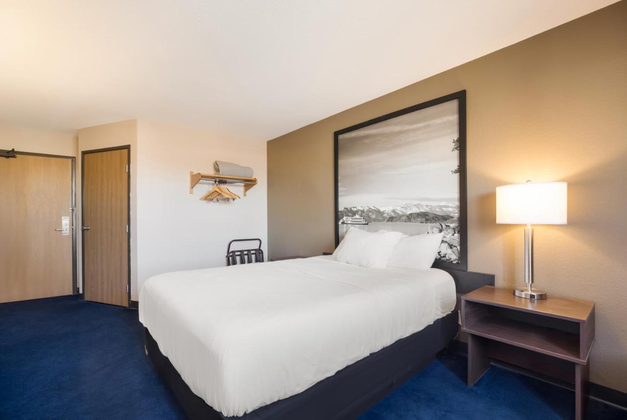 Americas Best Value Inn Sparks Eksteriør billede